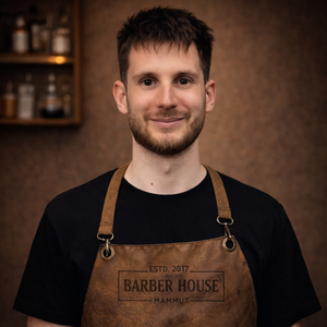 Esenczki Máté - Borbély